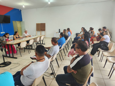 Foto 8: Reunião com a equipe de transporte escolar