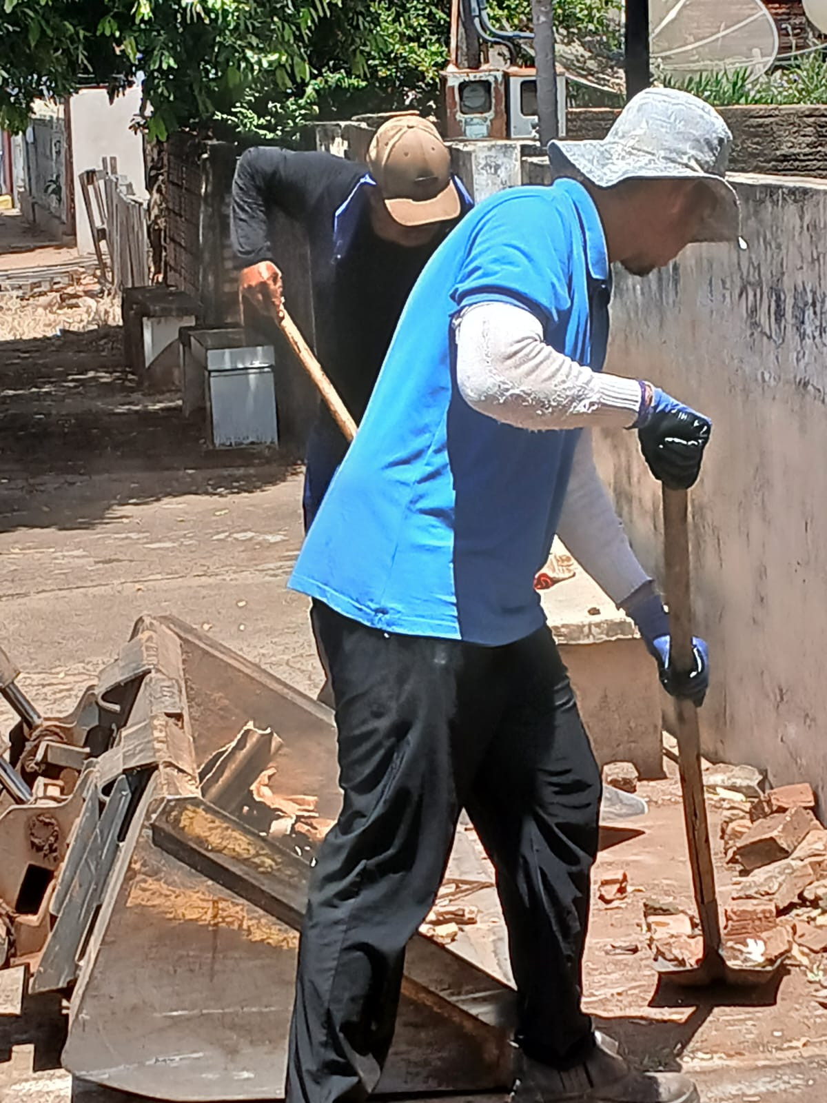 Foto 25: Prefeitura de Quatá trava uma luta contra o mosquito Aedes Aegypti e o Escorpião: Várias ações estão sendo realizadas para acabar com a Dengue e conscientizar a população