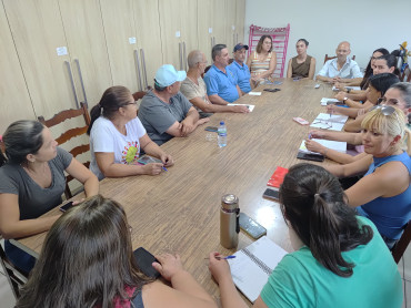 Foto 1: Prefeitura de Quatá promove reunião com representantes das Entidades de Quatá para orientações sobre Credenciamento de repasses ao Terceiro Setor