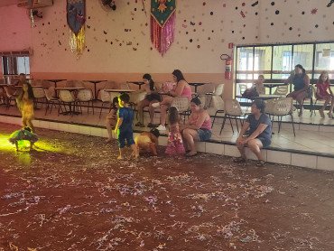 Foto 51: Carnaval 2025 em Quatá promoveu 5 dias de folia com marchinhas, pagode, axé e matinê