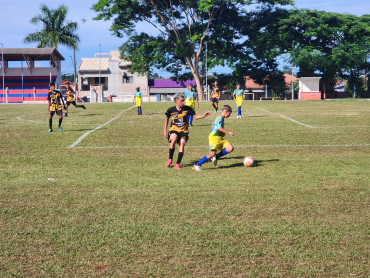 Foto 86: Quatá fica entre as 4 melhores equipes da categoria sub 17 da Mercosul 2025