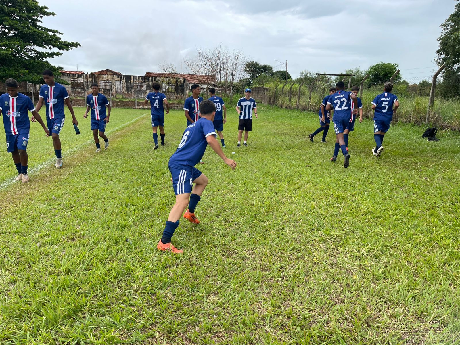 Foto 213: Quatá fica entre as 4 melhores equipes da categoria sub 17 da Mercosul 2025