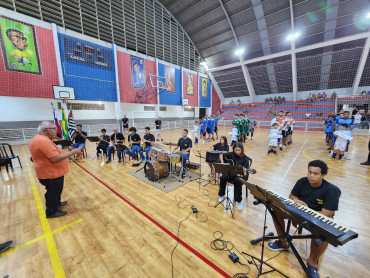 Foto 25: Cerimônia de estreia do Campeonato Municipal  de Futsal Livre