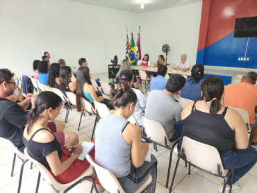 Foto 1: Reunião com a equipe de transporte escolar