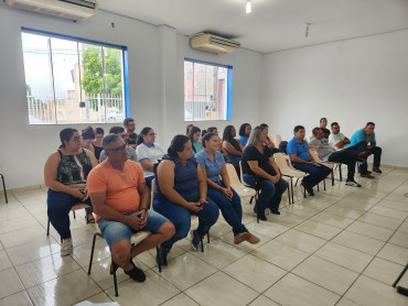 Foto 9: Reunião com a equipe de transporte escolar